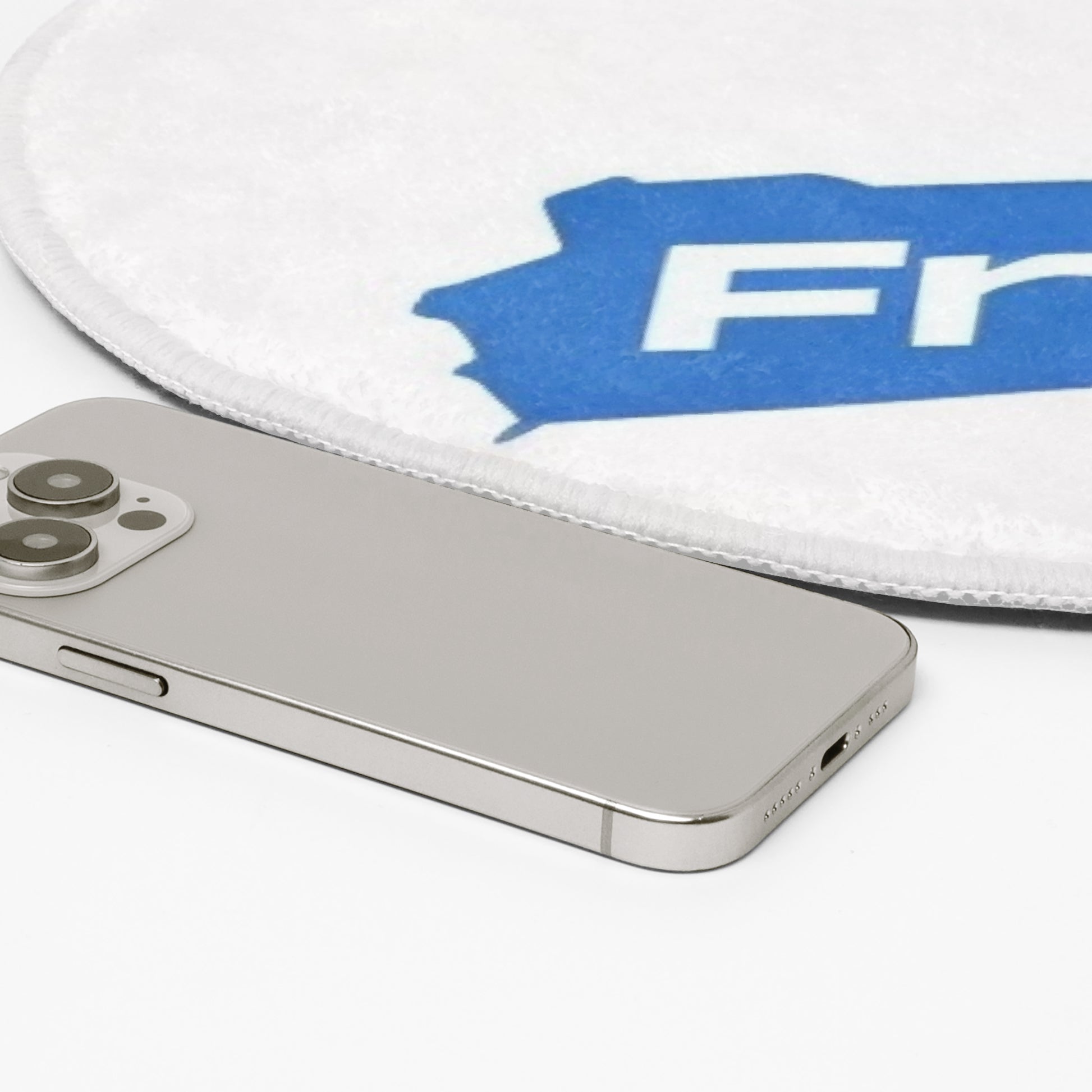 PABLO Frosted Ice Rug